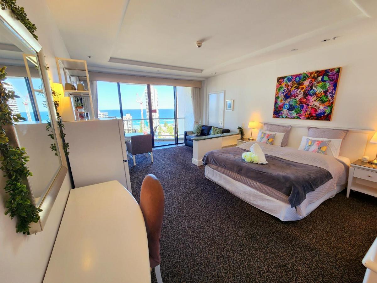 Deluxe Private Apartment And Studio - Ocean Views Gold Coast Exterior foto