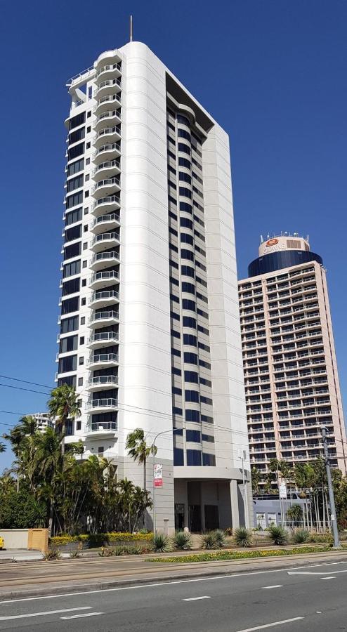 Deluxe Private Apartment And Studio - Ocean Views Gold Coast Exterior foto
