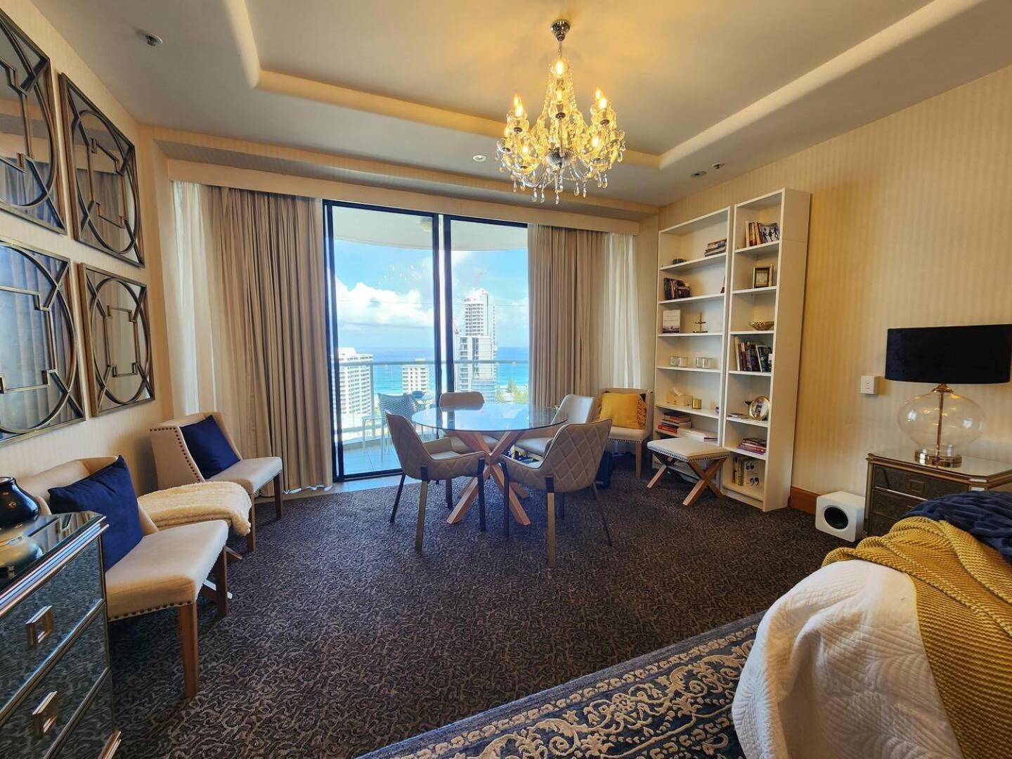 Deluxe Private Apartment And Studio - Ocean Views Gold Coast Exterior foto